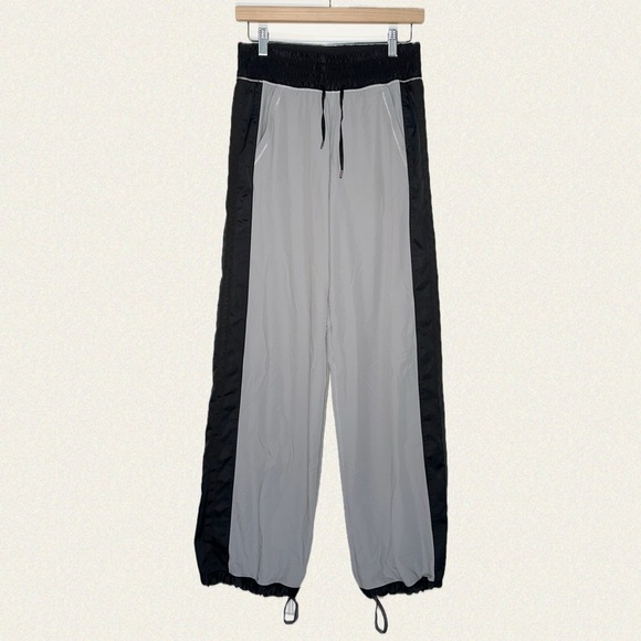 Lululemon Run: Right Round Pant - Picture 9 of 11